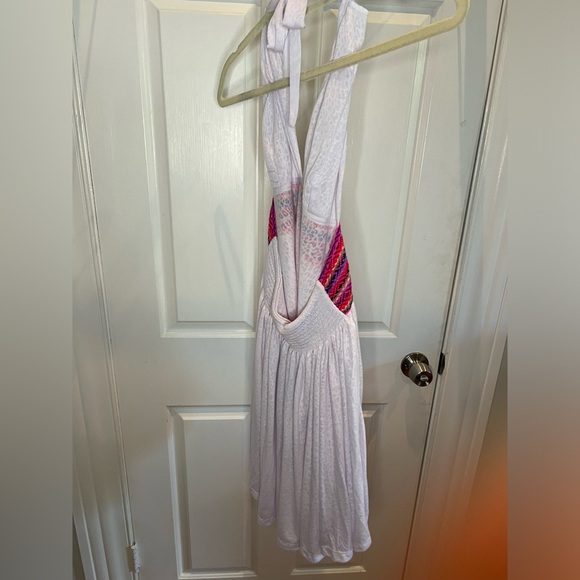 EUC Revolve Pitusa mini halter embroidered dress made in Peru size M - Picture 6 of 7